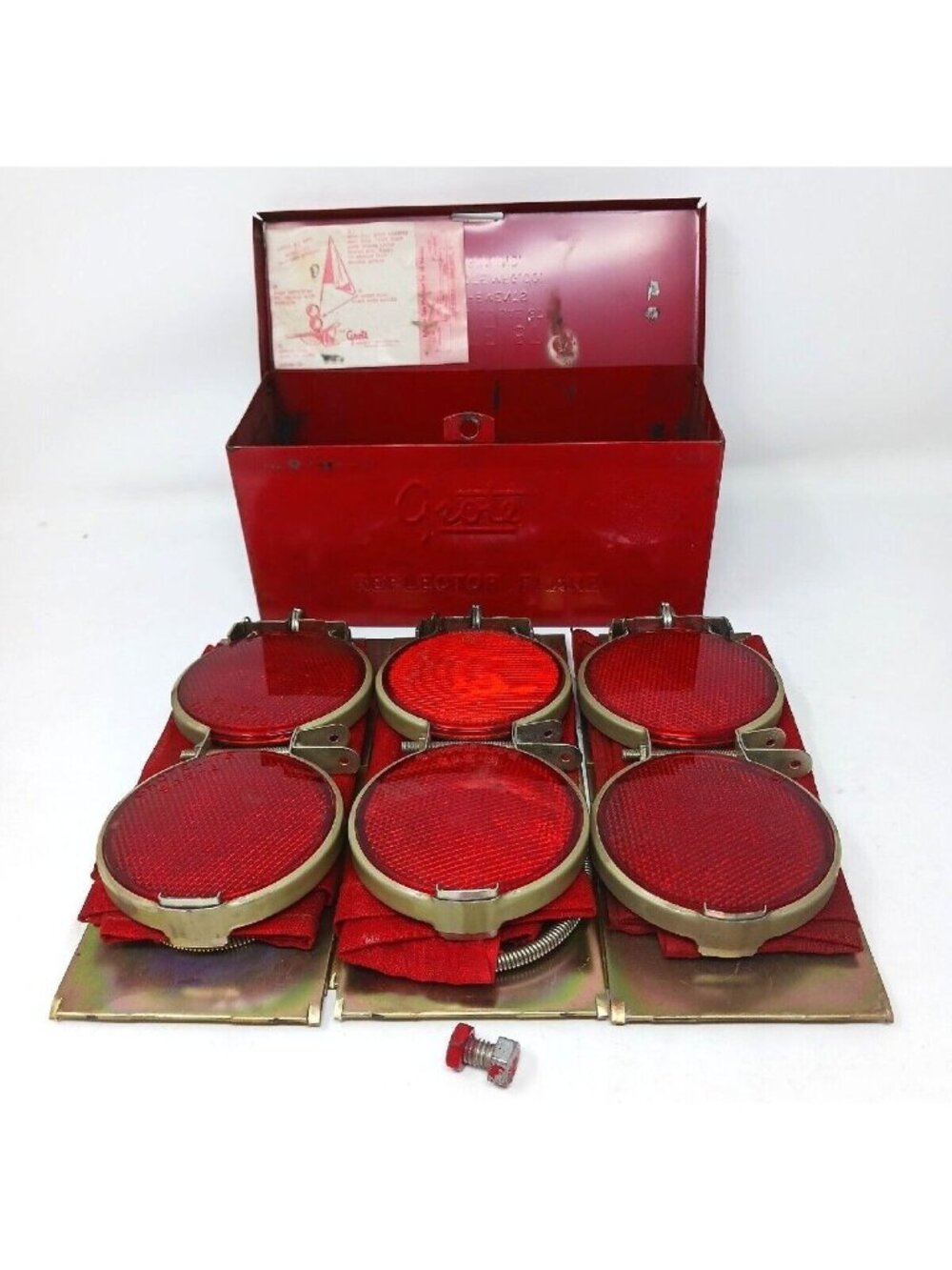 Grote VTG Reflector Kit W/Red Flag Metal Case Emergency Road Safety #S-5